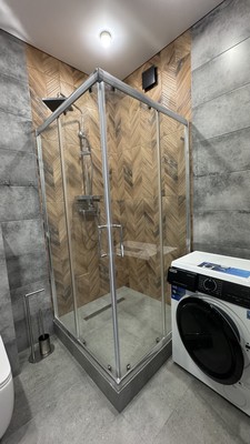Продам двухкомнатную (2-комн.) квартиру, Привокзальная ул, 1/3, Ростов-на-Дону г
