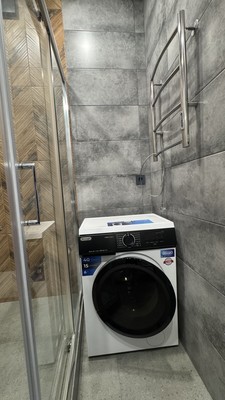 Продам двухкомнатную (2-комн.) квартиру, Привокзальная ул, 1/3, Ростов-на-Дону г