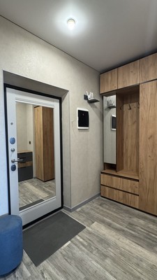 Продам двухкомнатную (2-комн.) квартиру, Привокзальная ул, 1/3, Ростов-на-Дону г
