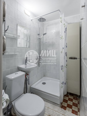 Продам однокомнатную (1-комн.) квартиру, Жигулёвская ул, 5к2, Москва г