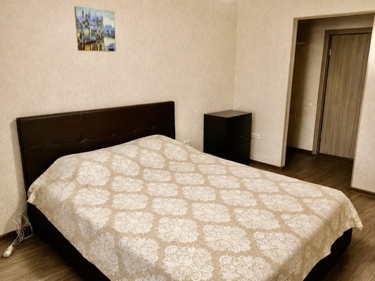 Продам однокомнатную (1-комн.) квартиру, Завидная ул, 13, Видное г