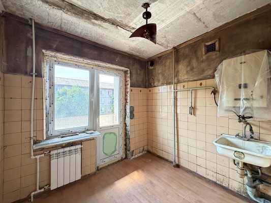 Продам двухкомнатную (2-комн.) квартиру, Ашурова ул, 12, Нальчик г