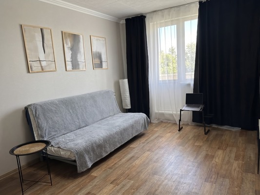 Продам однокомнатную (1-комн.) квартиру, Генерала Кузнецова ул, 16к2, Москва г
