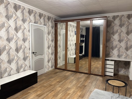 Продам однокомнатную (1-комн.) квартиру, Генерала Кузнецова ул, 16к2, Москва г