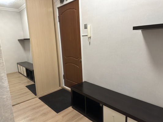 Продам однокомнатную (1-комн.) квартиру, Генерала Кузнецова ул, 16к2, Москва г