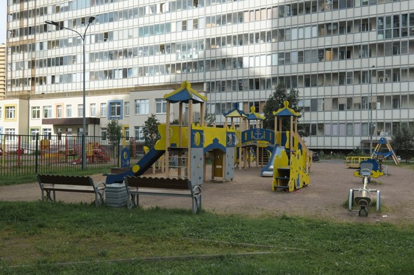 Продам однокомнатную (1-комн.) квартиру, Авиаторов Балтики пр-кт, 3, Мурино п
