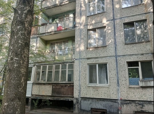 Продам двухкомнатную (2-комн.) квартиру, Пролетарская ул, 93, Колпино г
