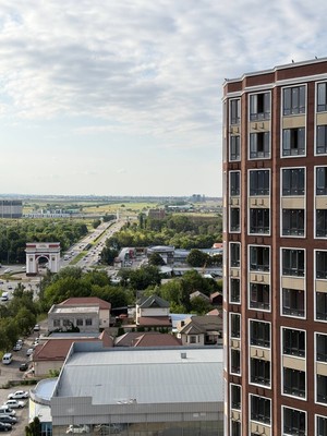 Продам трехкомнатную (3-комн.) квартиру, Т.Идарова ул, 174, Нальчик г