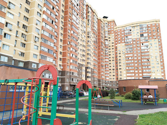 Продам однокомнатную (1-комн.) квартиру, Объездная дорога ул, 1, Сосновый Бор п