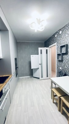 Продам трехкомнатную (3-комн.) квартиру, Ясная поляна ул, 7, Куюки д