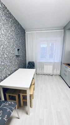 Продам трехкомнатную (3-комн.) квартиру, Ясная поляна ул, 7, Куюки д