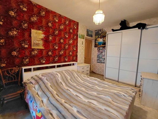 Продам трехкомнатную (3-комн.) квартиру, Голубинская ул, 29к2, Москва г
