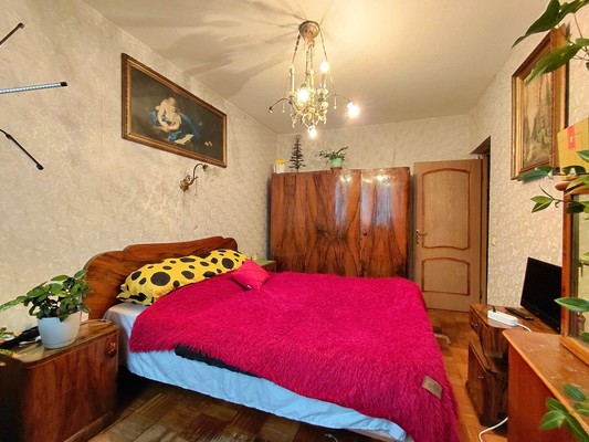 Продам трехкомнатную (3-комн.) квартиру, Голубинская ул, 29к2, Москва г