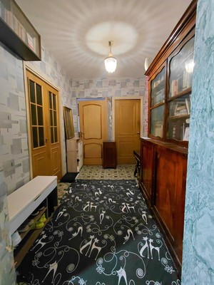 Продам трехкомнатную (3-комн.) квартиру, Голубинская ул, 29к2, Москва г