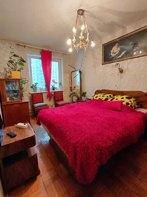 Продам трехкомнатную (3-комн.) квартиру, Голубинская ул, 29к2, Москва г