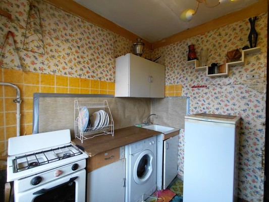 Продам однокомнатную (1-комн.) квартиру, Нагорная ул, 38к1, Москва г