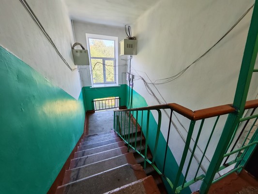 Продам двухкомнатную (2-комн.) квартиру, Севастопольская ул, 44, Комсомольск-на-Амуре г