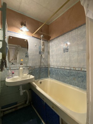 Продам двухкомнатную (2-комн.) квартиру, Композиторов ул, 33/5, Санкт-Петербург г