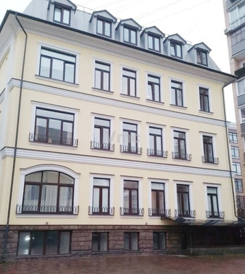 Сдам офисное помещение 157,4 м2, 1-й Колобовский пер, 17 1, Москва г