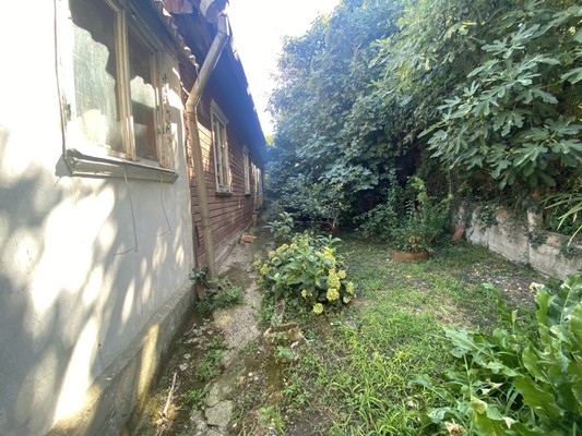 Продам трехкомнатную (3-комн.) квартиру, Спинова ул, 5, Туапсе г