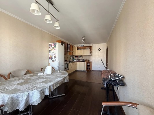 Продам трехкомнатную (3-комн.) квартиру, Малиновского ул, 66к1, Ростов-на-Дону г