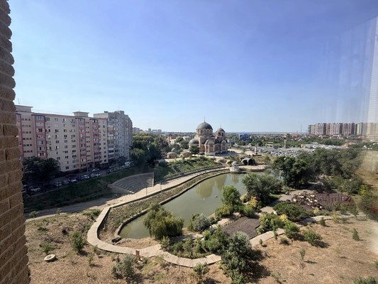 Продам трехкомнатную (3-комн.) квартиру, Малиновского ул, 66к1, Ростов-на-Дону г