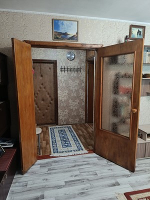 Продам однокомнатную (1-комн.) квартиру, Льдозаводская ул, 8, Симферополь г