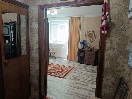 Продам однокомнатную (1-комн.) квартиру, Льдозаводская ул, 8, Симферополь г
