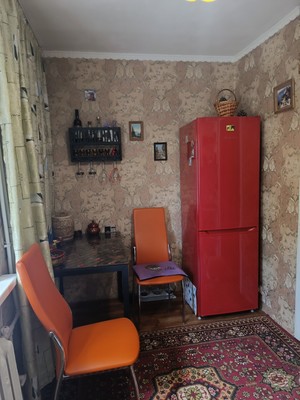 Продам однокомнатную (1-комн.) квартиру, Льдозаводская ул, 8, Симферополь г