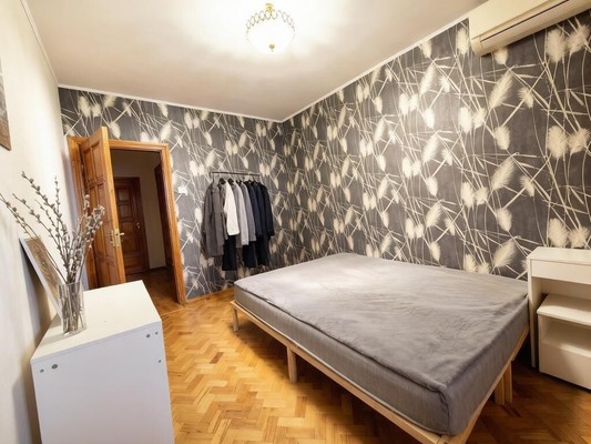 Продам трехкомнатную (3-комн.) квартиру, Южная ул, 6, Новороссийск г