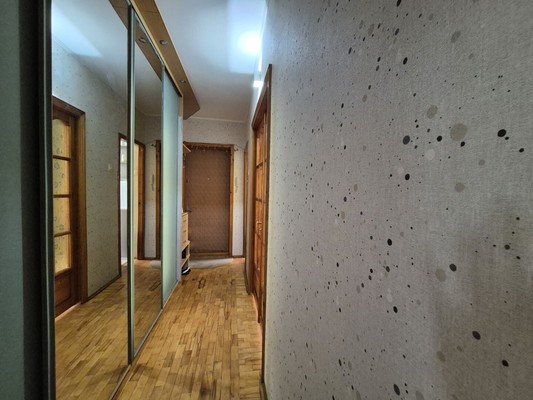 Продам трехкомнатную (3-комн.) квартиру, Южная ул, 6, Новороссийск г