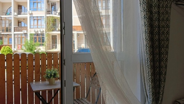 Продам однокомнатную (1-комн.) квартиру, Крымская ул, 22к17, Геленджик г