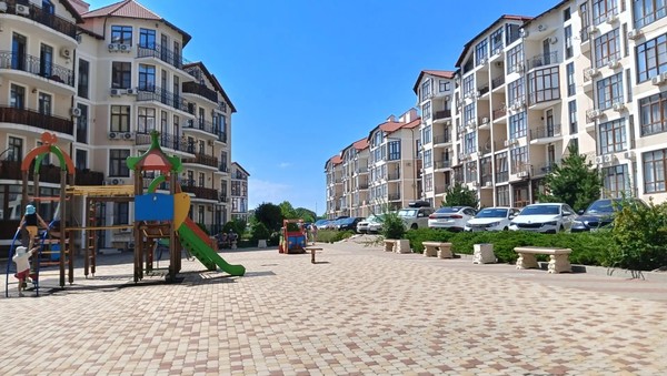 Продам однокомнатную (1-комн.) квартиру, Крымская ул, 22к17, Геленджик г