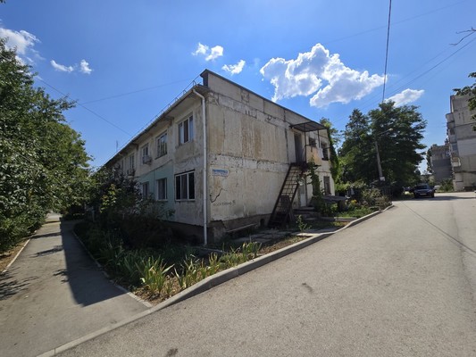 Продам однокомнатную (1-комн.) квартиру, Шоссейная ул, 19, Комсомольское пгт