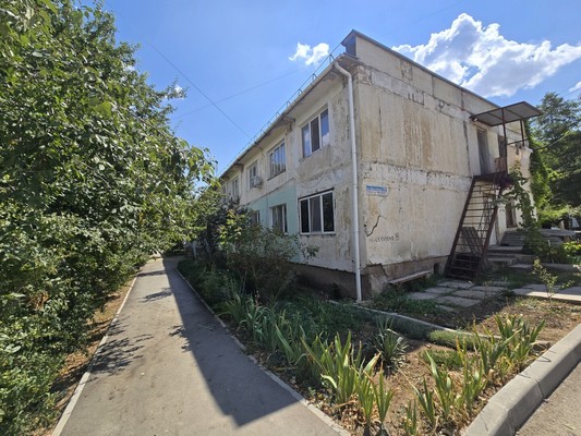 Продам однокомнатную (1-комн.) квартиру, Шоссейная ул, 19, Комсомольское пгт
