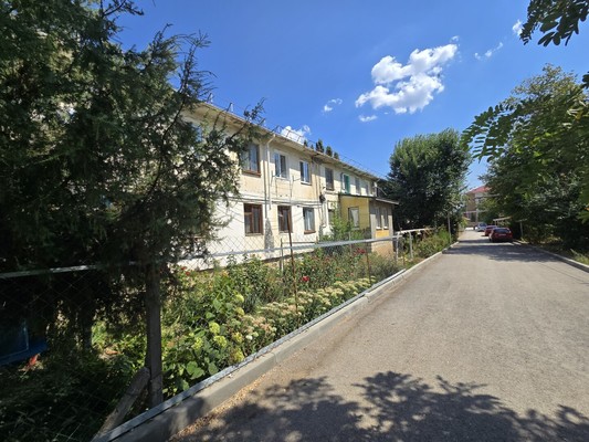 Продам однокомнатную (1-комн.) квартиру, Шоссейная ул, 19, Комсомольское пгт