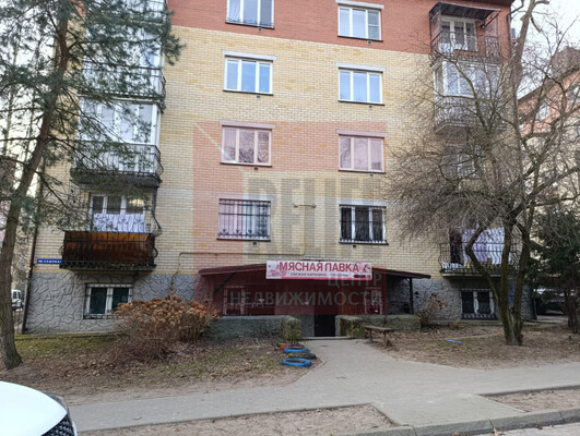 Продам коммерческое помещение 98 м2, Садовая ул, 15, Гурьевск г