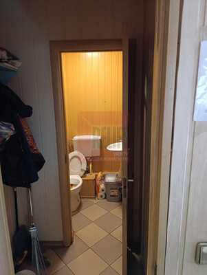Продам коммерческое помещение 98 м2, Садовая ул, 15, Гурьевск г
