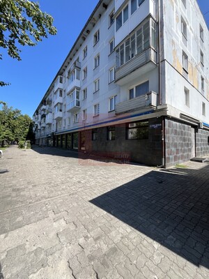 Продам коммерческое помещение 217,4 м2, Космонавта Леонова ул, 62, Калининград г
