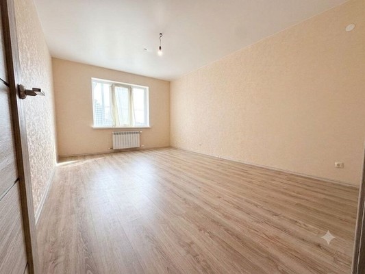 Продам двухкомнатную (2-комн.) квартиру, Кантар ул, 5, Симферополь г