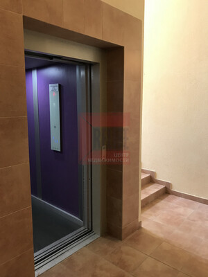 Продам коммерческое помещение 1 708,8 м2, Комсомольская ул, 10, Пионерский г