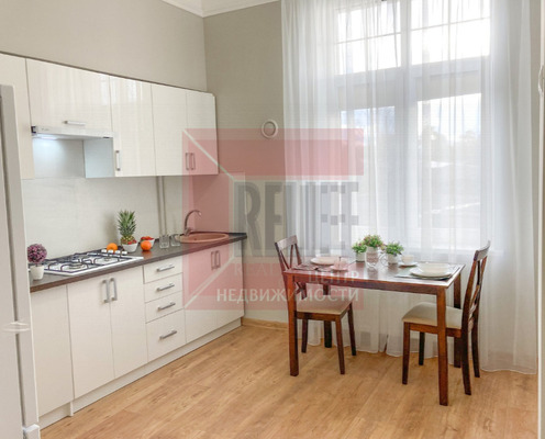 Продам коммерческое помещение 1 708,8 м2, Комсомольская ул, 10, Пионерский г