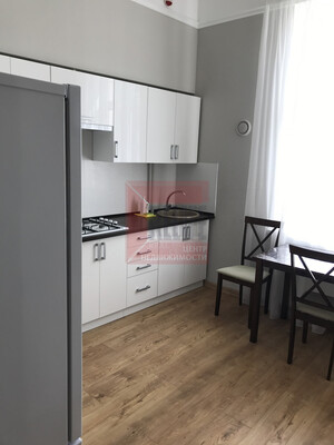 Продам коммерческое помещение 1 708,8 м2, Комсомольская ул, 10, Пионерский г
