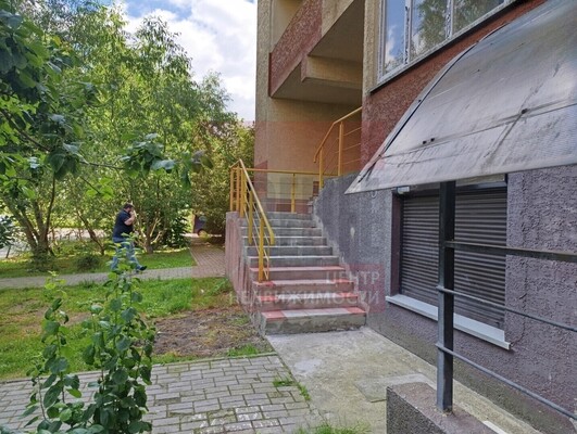 Продам коммерческое помещение 60,7 м2, Генерала Челнокова ул, 38, Калининград г
