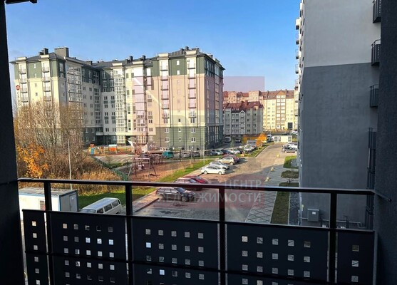 Продам однокомнатную (1-комн.) квартиру, Весенняя ул, 3к2, Васильково п