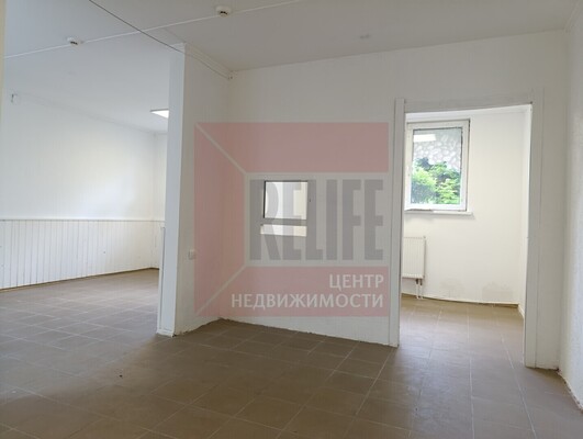 Продам коммерческое помещение 102,1 м2, Генерала Челнокова ул, 40, Калининград г