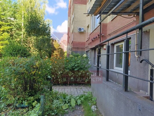 Продам коммерческое помещение 102,1 м2, Генерала Челнокова ул, 40, Калининград г