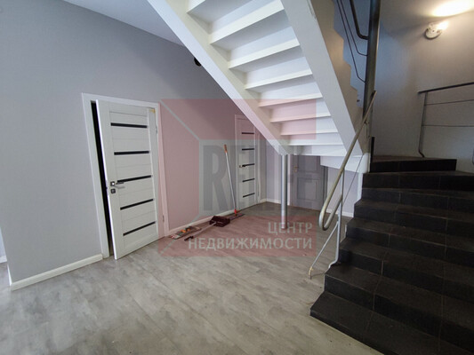 Продам коммерческое помещение 553 м2, Эпроновская ул, 6, Калининград г