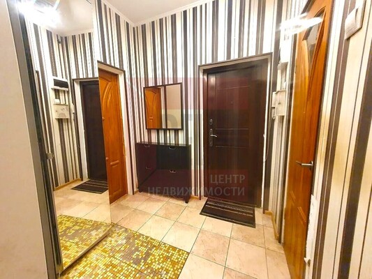 Продам однокомнатную (1-комн.) квартиру, Кирова пер, 9, Калининград г