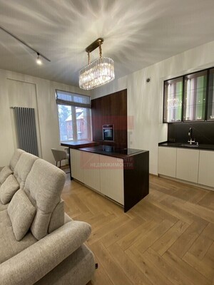 Продам двухкомнатную (2-комн.) квартиру, Потемкина ул, 1/5, Калининград г